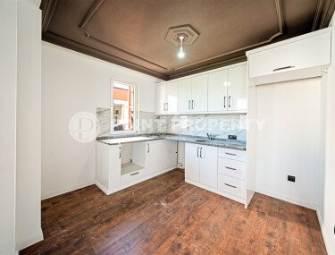 A bright 90 m² apartment with a residence permit in the Tosmur district near the sea and the Dimchay River.-id-10959-photo-2