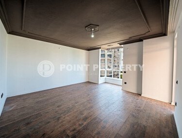 A bright 90 m² apartment with a residence permit in the Tosmur district near the sea and the Dimchay River.-id-10959-photo-3