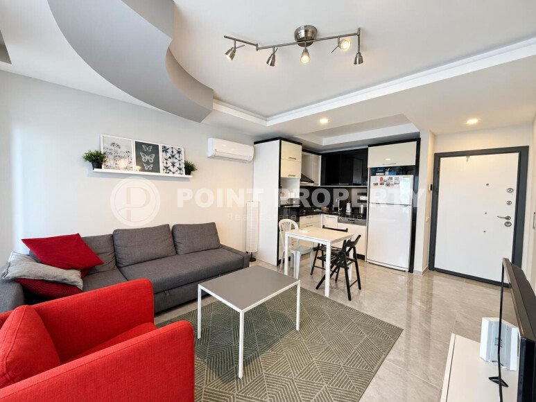 Срочная продажа апартаментов 1+1, 60 м², в 500 метрах от моря, Махмутлар-id-10962-фото-2