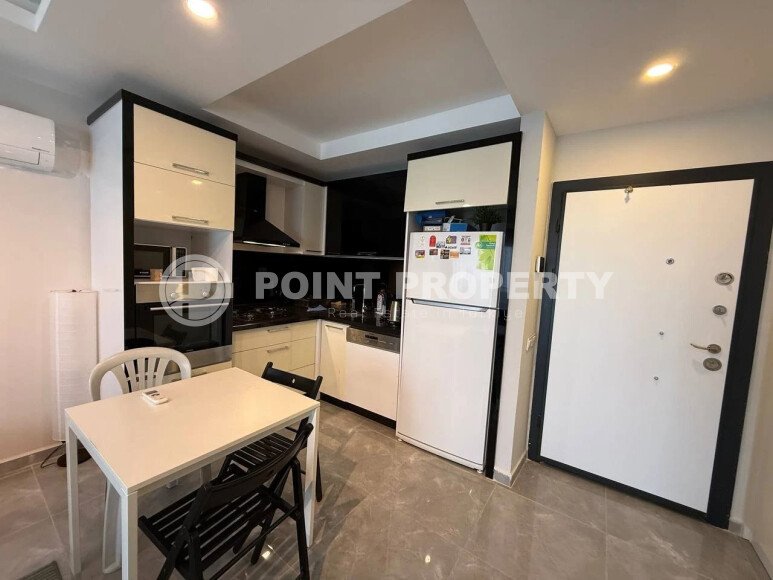 Срочная продажа апартаментов 1+1, 60 м², в 500 метрах от моря, Махмутлар-id-10962-фото-4