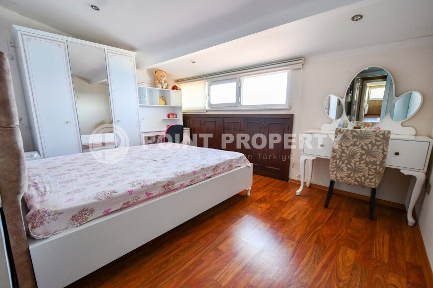 Duplex apartment 5+1, 240 m², in the Cumhuriyet area, Alanya-id-10974-photo-13