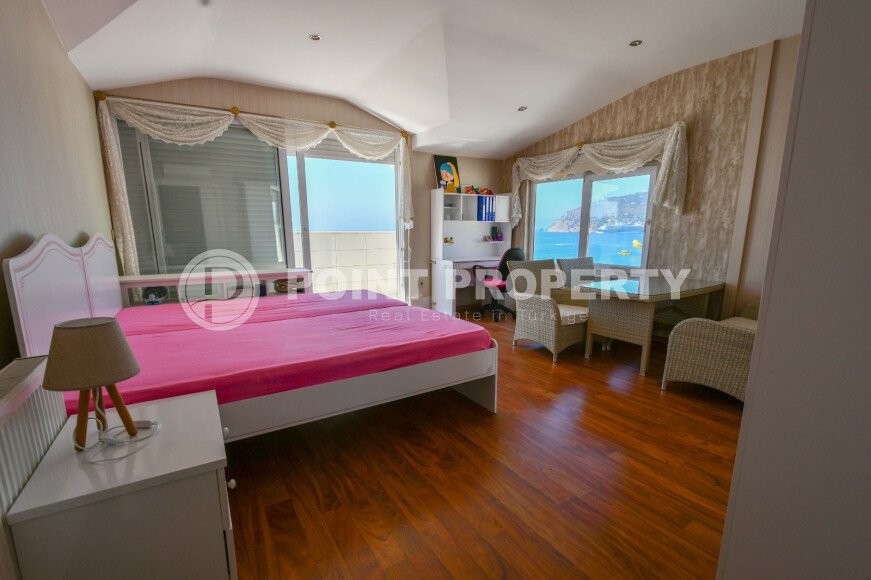 Duplex apartment 5+1, 240 m², in the Cumhuriyet area, Alanya-id-10974-photo-18