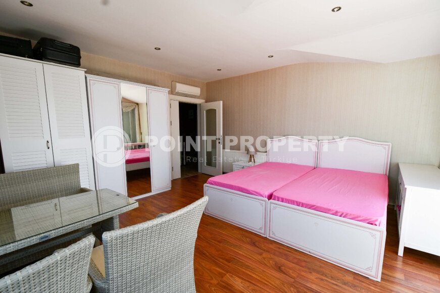 Duplex apartment 5+1, 240 m², in the Cumhuriyet area, Alanya-id-10974-photo-17