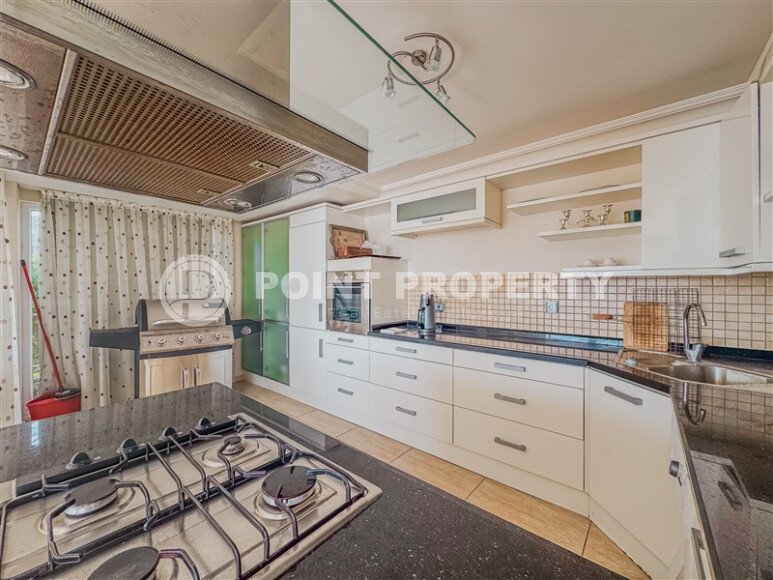 Furnished villa 4+1, 270 m², in Tepe area-id-10977-photo-31