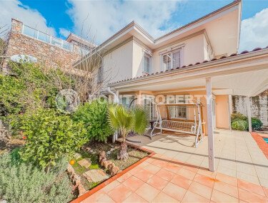 Furnished villa 4+1, 270 m², in Tepe area-id-10977-photo-1