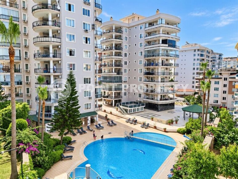 Апартаменты 1+1 площадью 70 м² в районе Тосмур с ВНЖ-id-10992-фото-2