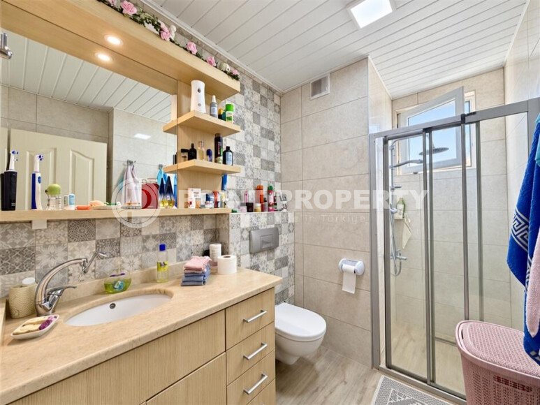 Апартаменты 1+1 площадью 70 м² в районе Тосмур с ВНЖ-id-10992-фото-9