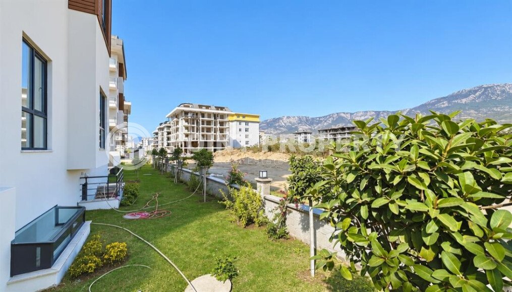 1+1 apartment with an area of 55 m² in the Kargicak district-id-10994-photo-9