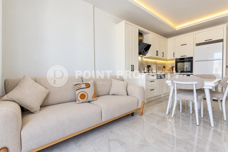 1+1 apartment, 55 m² in the center of Alanya with a sea view, residence permit-id-10995-photo-4