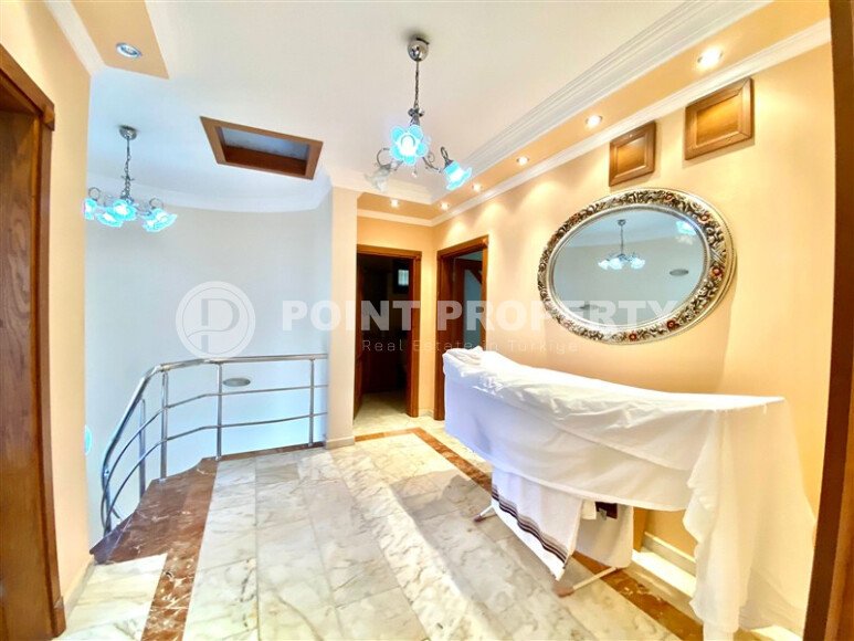 Вилла 4+1 площадью 250 м² в районе Кестель — участок 400 м², возможность получения гражданства, 500 м до моря-id-11024-фото-17