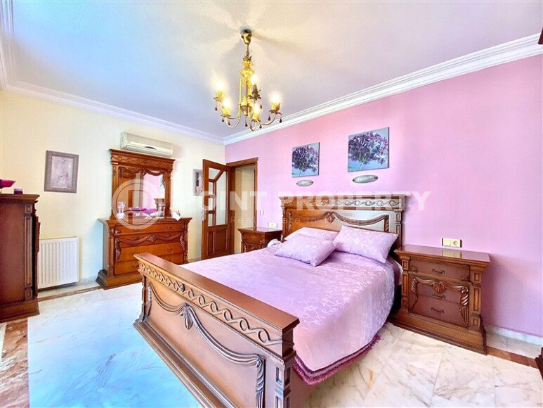 Вилла 4+1 площадью 250 м² в районе Кестель — участок 400 м², возможность получения гражданства, 500 м до моря-id-11024-фото-15