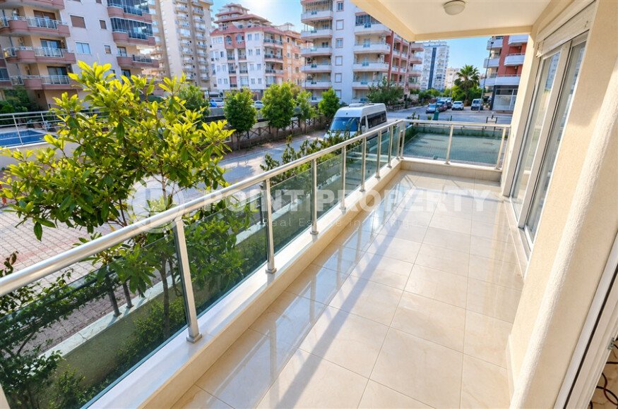 Apartment 1+1, 65 m² in the Mahmutlar area - possibility of obtaining a residence permit, 400 m from the sea-id-11035-photo-6