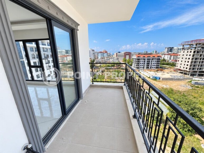 Apartment 1+1 with an area of 47 m² in the Mahmutlar area - 650 m from the sea-id-11036-photo-8