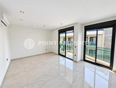 Duplex 2+1 with an area of 95 m² in the Gullerpinary district, in the center of Alanya - 200 m to the sea-id-11047-photo-3