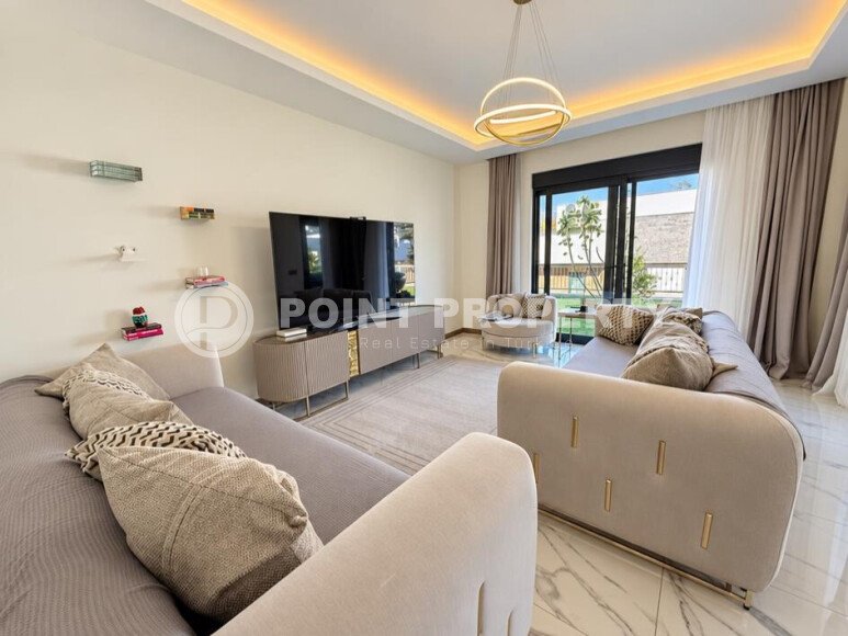 4+1 villa with an area of 220 m² in the Kargicak area - suitable for a residence permit-id-11051-photo-2
