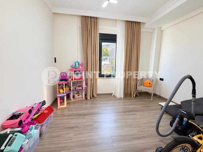 4+1 villa with an area of 220 m² in the Kargicak area - suitable for a residence permit-id-11051-photo-9