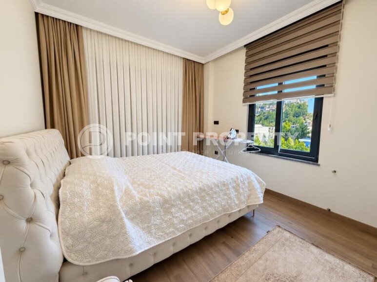 4+1 villa with an area of 220 m² in the Kargicak area - suitable for a residence permit-id-11051-photo-8