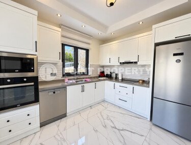 Вилла 4+1 площадью 220 м² в районе Каргыджак — подходит для ВНЖ-id-11051-фото-5