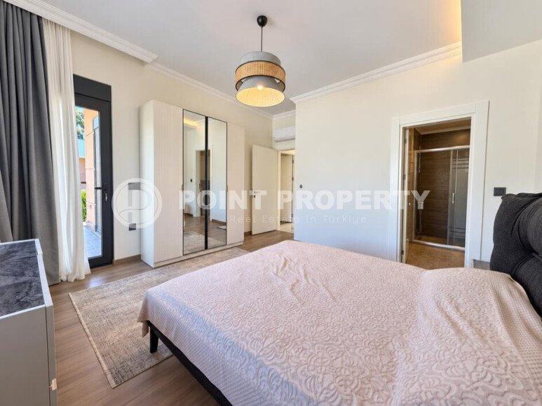 4+1 villa with an area of 220 m² in the Kargicak area - suitable for a residence permit-id-11051-photo-12