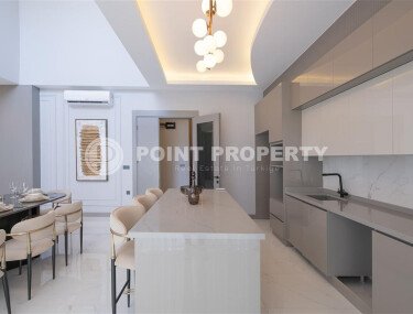 Luxurious two-storey villa with a swimming pool and a garden, in a prestigious area of Alanya - Upper Oba-id-6085-photo-5