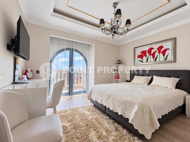 4+1 duplex apartment with an area of 196 m² in the center of Alanya, in the Cumhuriyet quarter - 150 m to the sea-id-11075-photo-7