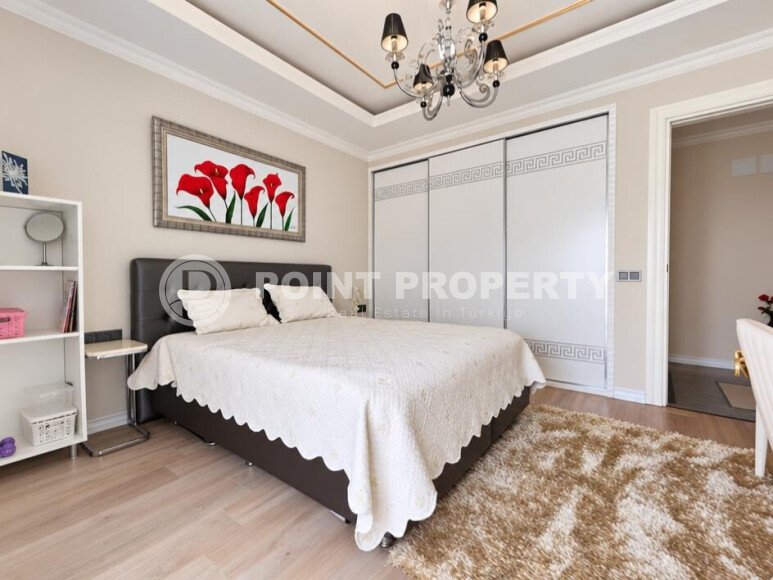 4+1 duplex apartment with an area of 196 m² in the center of Alanya, in the Cumhuriyet quarter - 150 m to the sea-id-11075-photo-10