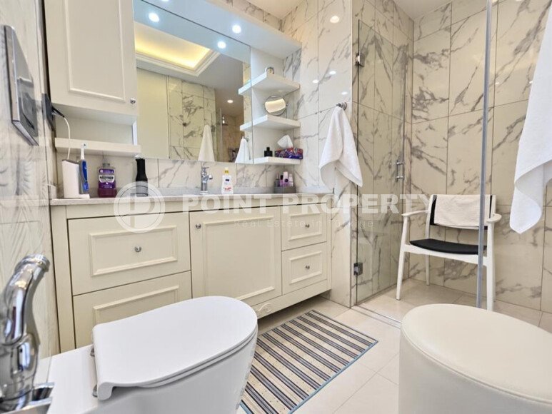 4+1 duplex apartment with an area of 196 m² in the center of Alanya, in the Cumhuriyet quarter - 150 m to the sea-id-11075-photo-14
