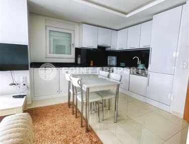 Квартира 1+1, 52 м² в районе Гюллерпынары, центр Алании — подходит для ВНЖ, 200 м до моря-id-11083-фото-4
