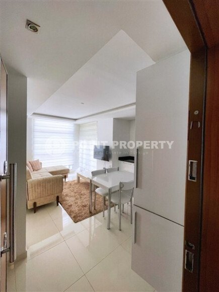 Квартира 1+1, 52 м² в районе Гюллерпынары, центр Алании — подходит для ВНЖ, 200 м до моря-id-11083-фото-6