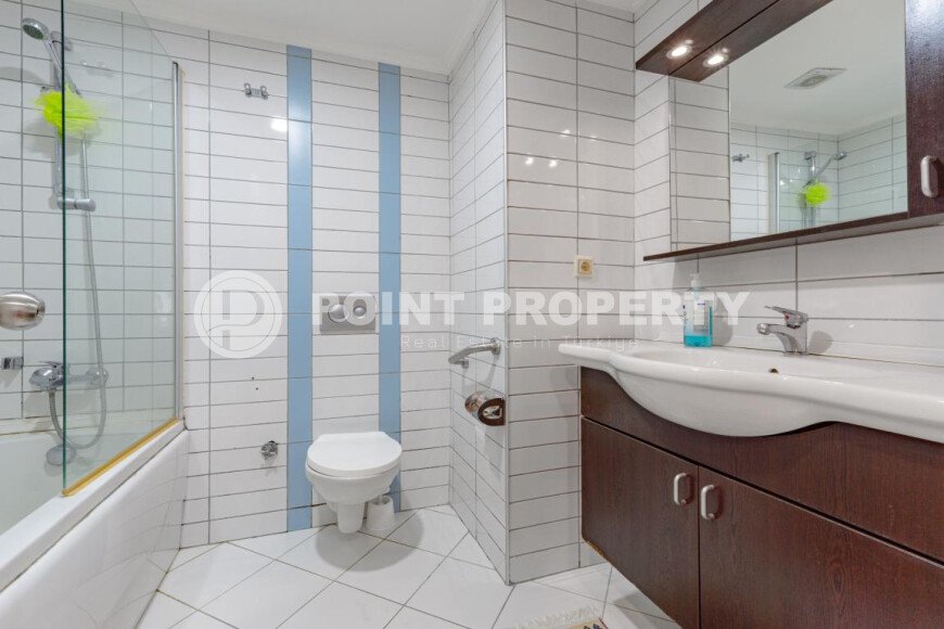 2+1 apartment of 100 m² in the Mahmutlar area with sea views, 500 m from the coast-id-11099-photo-14